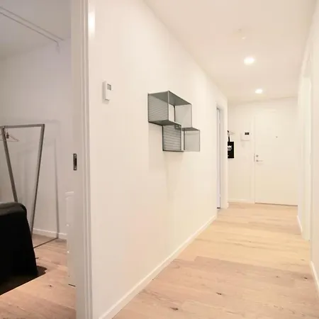 Fantastic 2-bed W Balcony In North Habour דירה *